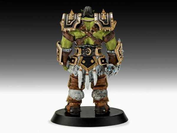 Revell 03516 Gift Set World of Warcraft Thrall (WoW) 1/16