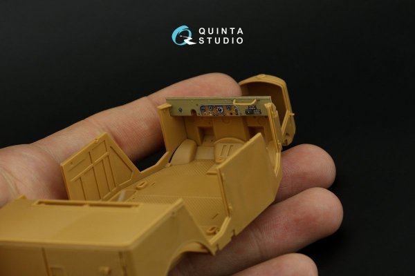 Quinta Studio QD35070 Mercedes-Benz L1500A 3D-Printed &amp; coloured Interior on decal paper (ICM) 1/35