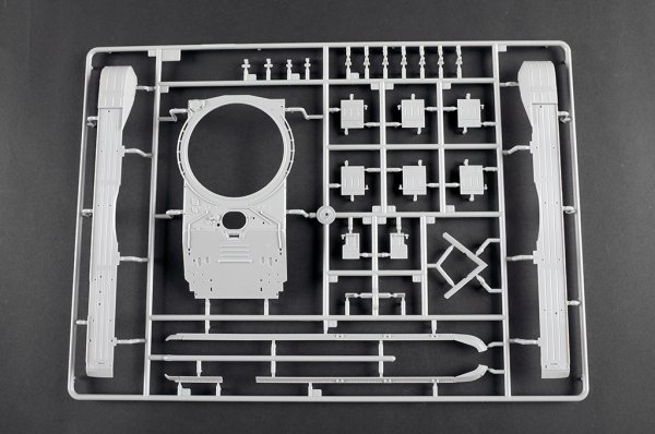 Trumpeter 09603 T-72M MBT 1/35