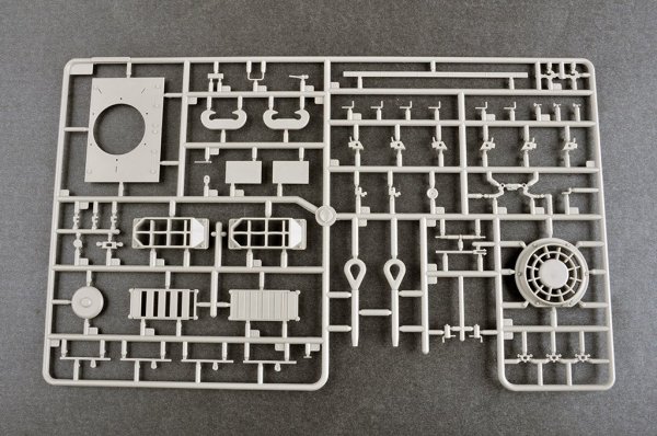 Trumpeter 00934 German Sd.Kfz 173 Jagdpanther Early Version 1/16
