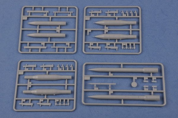 Hobby Boss 81756 Russian Su-34 Fullback Fighter-Bomber 1/48