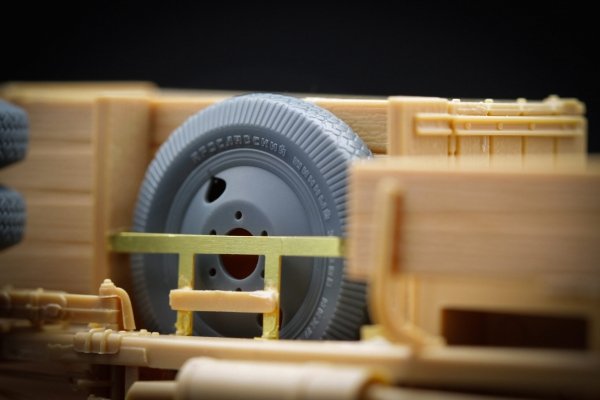 ScaleX WW 35002S ZIS-5 Sagged wheel set (for HobbyBoss) 1/35