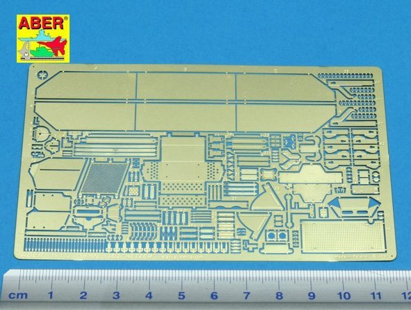 Aber 35112 Sd.Kfz. 138/2 Hetzer wczesna i srednia wersja (DRA) (1:35)