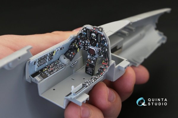 Quinta Studio QD32051 F-105D 3D-Printed &amp; coloured Interior on decal paper (for Trumpeter kit) 1/32