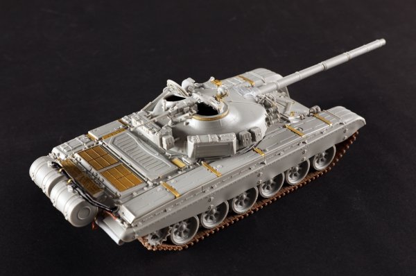 Trumpeter 09604 T-72M1 MBT 1/35