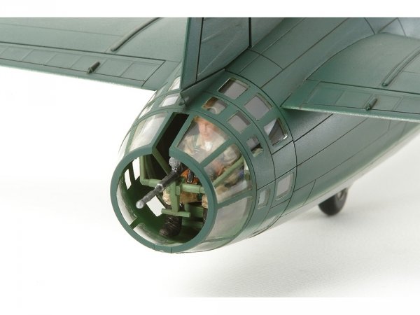 Tamiya 61110 Mitsubishi G4M1 Model 11 Admiral Yamamoto Transport 1/48