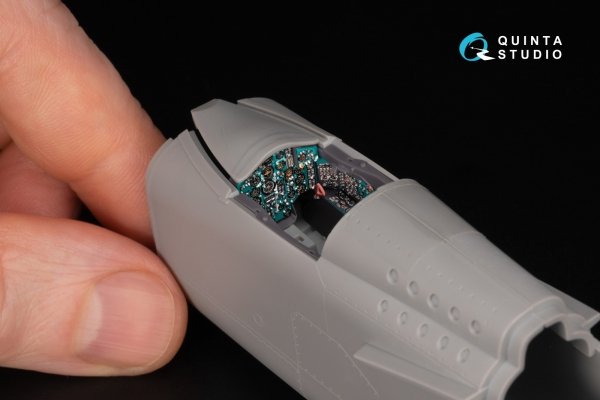 Quinta Studio QD+48559 MiG-25RBF 3D-Printed &amp; coloured Interior on decal paper (ICM) (with 3D-printed resin parts) 1/48