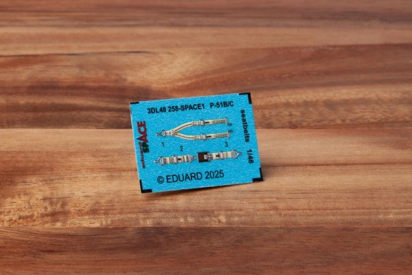 Eduard 3DL48258 P-51B/C seatbelts SPACE (3D Decals) 1/48