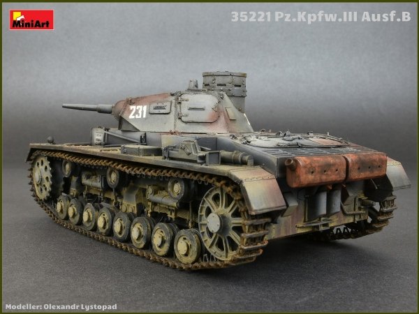 MiniArt 35221 Pz.Kpfw.III Ausf.B w/Crew 1/35