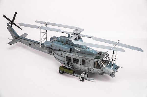 Trumpeter 05118 UH-1Y Venom 1/35