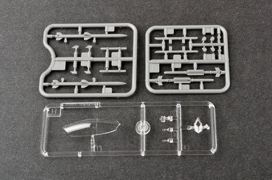 Trumpeter 01665 Chinese J-20 Mighty Dragon 1/72