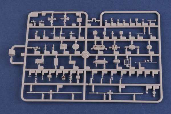 Hobby Boss 86514 USS Guam CB-2 1/350