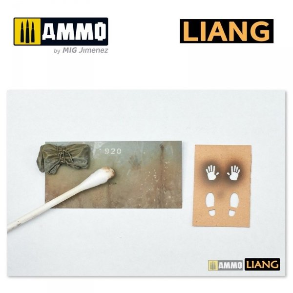 Liang 0004 Handprint &amp; Shoeprint Airbrush Stencils