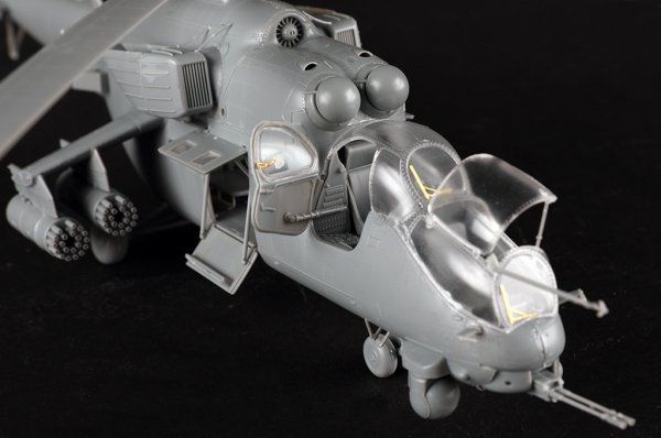 Trumpeter 05830 Mi-35M Hind-E 1/48