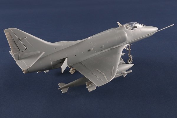 Hobby Boss 81790 A-4B Sky Hawk 1/48