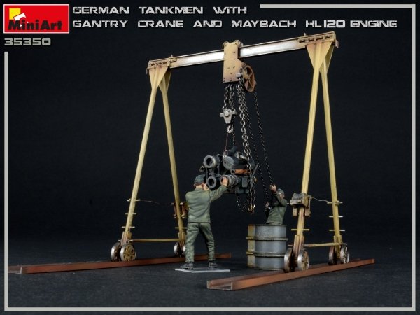 MiniArt 35350 GERMAN TANKMEN WITH GANTRY CRANE &amp; MAYBACH HL 120 ENGINE 1/35