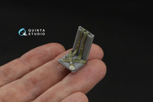 Quinta Studio QR+32047 British Fighter Seatbelts (late WWII, post-war) (with metal buckles) (All kits) 1/32