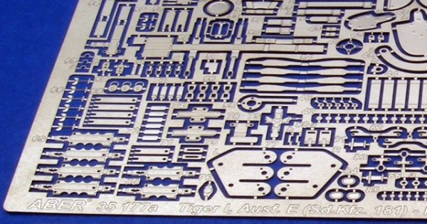 Aber 35177 Sd.Kfz.VI Ausf.E Tiger I, Initial production (1:35)