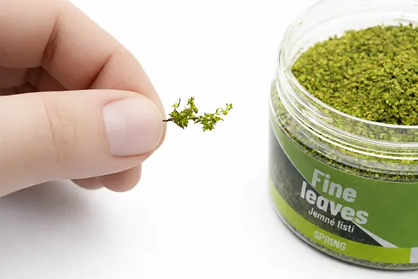 Model Scene 750-11 Fine Leaves - Light Green 120 ml