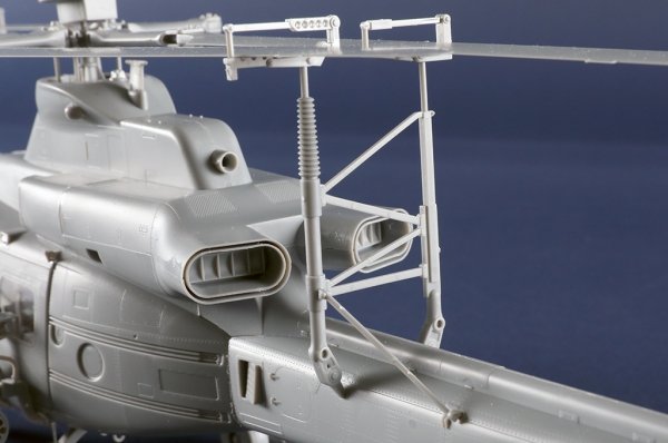 Trumpeter 05118 UH-1Y Venom 1/35