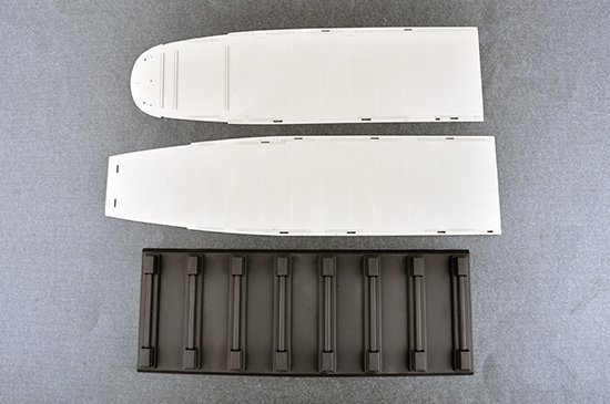 Trumpeter 05618 USS Intrepid CV-11 1/350