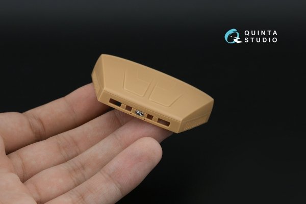 Quinta Studio QDS-35161 KrAZ-6322 3D-Printed &amp; coloured Interior on decal paper (HobbyBoss) (Small version) 1/35