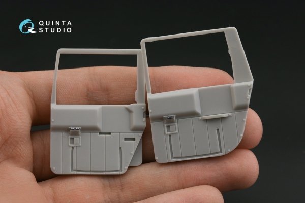 Quinta Studio QD24004 Hummer H1 3D-Printed &amp; coloured Interior on decal paper (MENG) 1/24