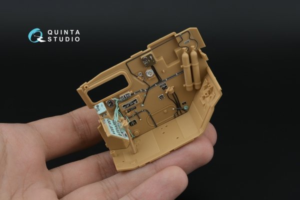 Quinta Studio QD35131 BM-30 Smerch 3D-Printed &amp; coloured Interior on decal paper (Meng) 1/35