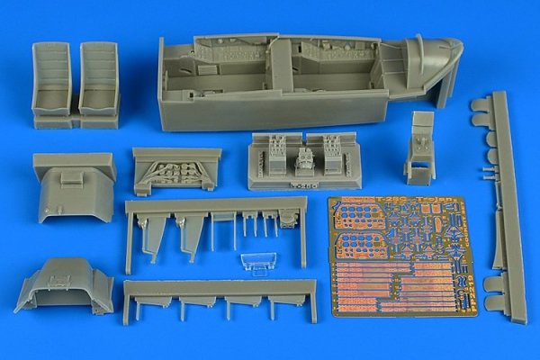 Aires 2219 T-28C Trojan cockpit set 1/32