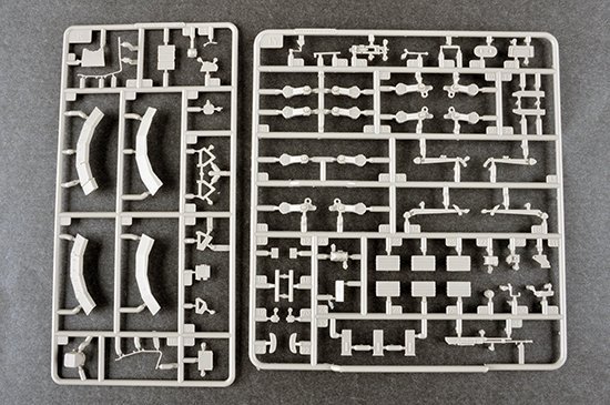 Trumpeter 09579 Russian T-80UE-1 MBT 1/35