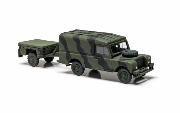 Airfix 02324 LWB Landrover (Hard Top) and Trailer 1/76