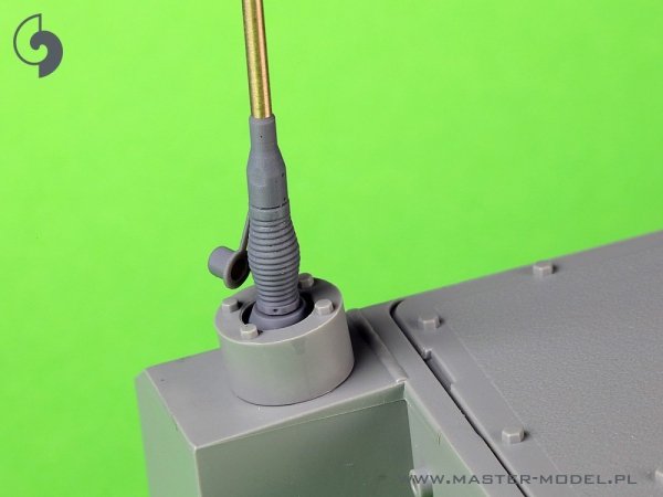 Master GM-16-007 Antena Comrod VHF3088VM - używana na czołgu Leopard 2 A7V oraz innych pojazdach (2 szt.) - wersja PROSTA 1/16