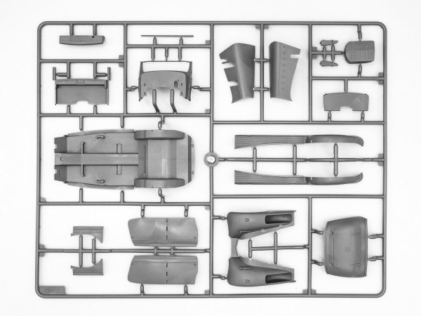 ICM 35533 Typ 770K (W150) Tourenwagen 1/35