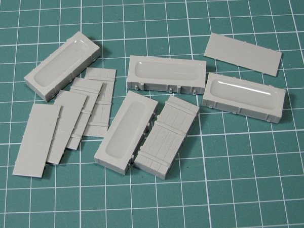 Eureka XXL E-038 Modern Russian Ammo Crates (for 115mm U-5TS / 2A20 Gun) 