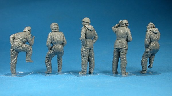 MiniArt 35121 British Tank CREW. Winter Unifrom 1/35