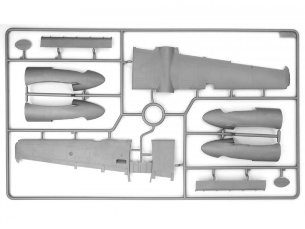 ICM 48288 A-26C-15 Invader with pilots and ground personnel 1/48
