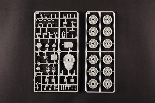 I Love Kit 61616 M4A1(76)W Medium Tank 1/16
