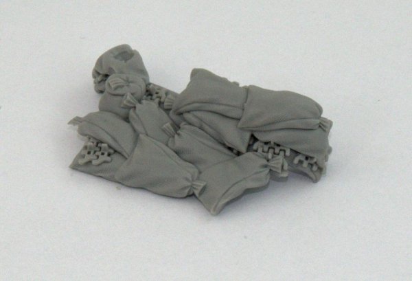Panzer Art RE35-272 Sand armor for Italian L6/40 tank 1/35