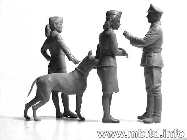 Master Box 3557 Women at war - Luftwaffe Helferinnen (1:35)