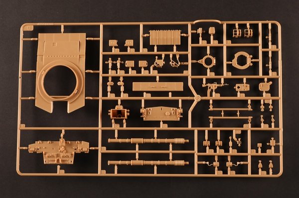 Hobby Boss 84852 Challenger II British MBT 1/48