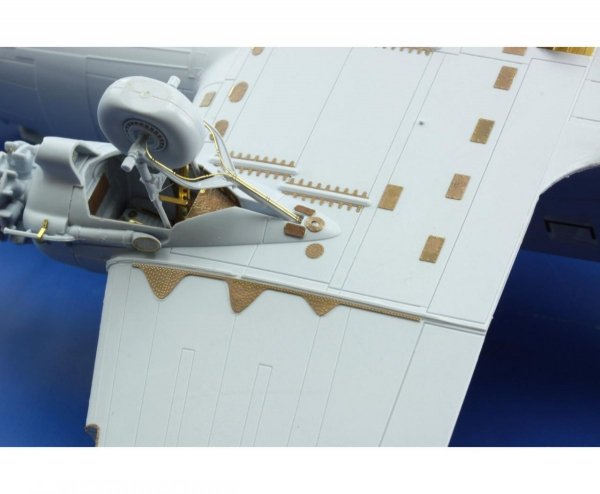Eduard 72590 C-47 surface panels 1/72 AIRFIX
