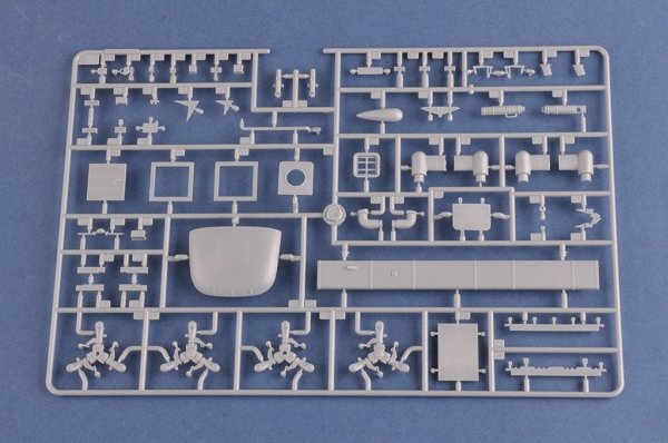 Hobby Boss 81773 CH-47D CHINOOK 1/48