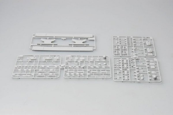 Trumpeter 04529 THE PLA Navy Type 051C DDG-115 Shenyang (1:350)