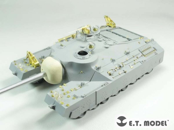 E.T. Model E35-162 US ARMY T28 Super Heavy Tank (For DRAGON 6750) (1:35)