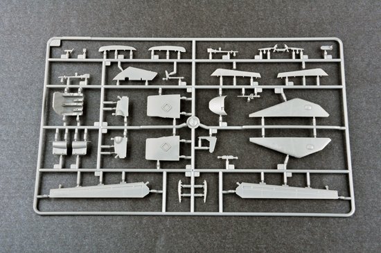 Trumpeter 01673 Su-24M Fencer-D