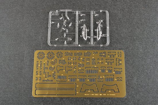Trumpeter 06722 HMS TYPE 23 Frigate – Monmouth(F235) 1/700