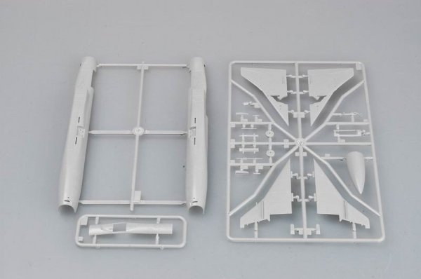 Trumpeter 01623 Su-15 TM Flagon-F (1:72)