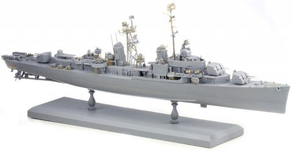 Dragon 1045 U.S.S. Frank Knox DD-742 (1:350)