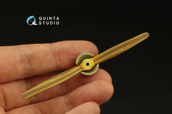 Quinta Studio QL32007 Wooden Propellers Axial (Roden) 1/32
