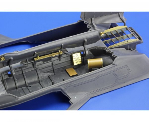 Eduard 48792 F-35B exterior KITTY HAWK 1/48